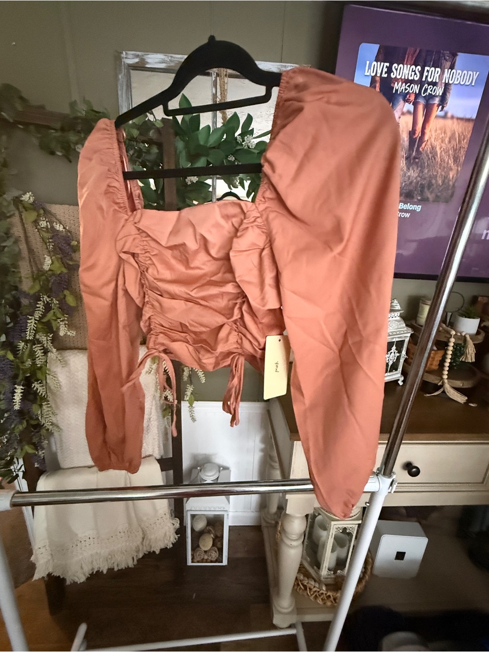 Dusty Peach NWT Puff Sleeve Ruched Crop Top Size Medium